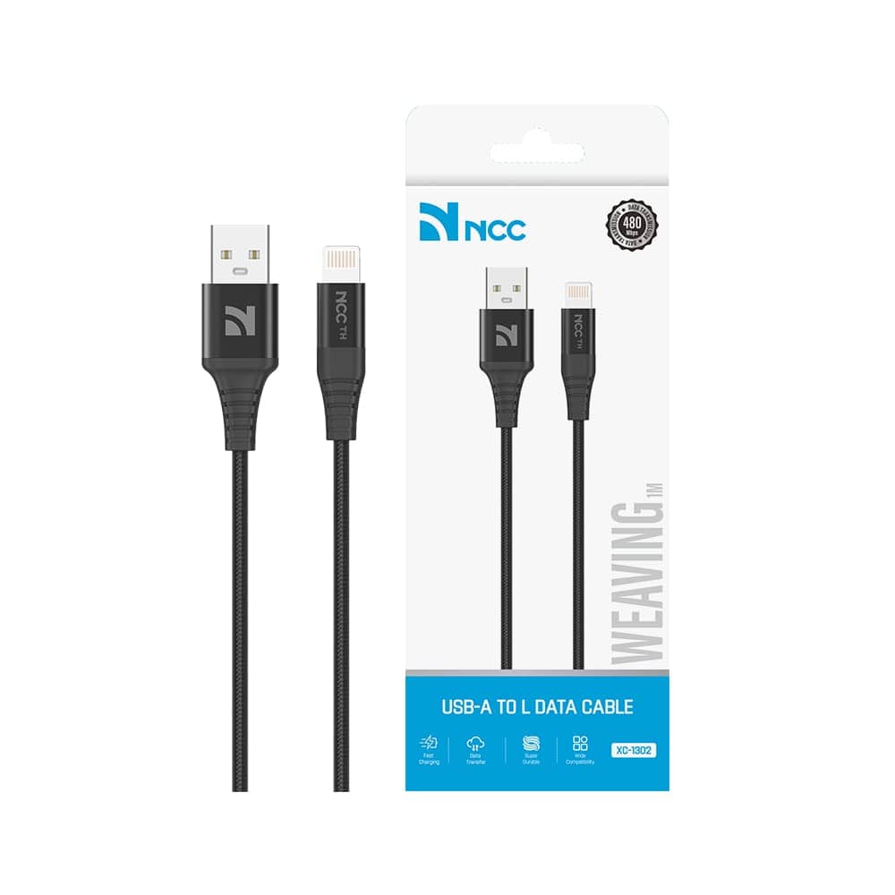 Un câble de données noir USB-A vers Lightning de marque NCC, présenté dans son emballage blanc. — vue 1